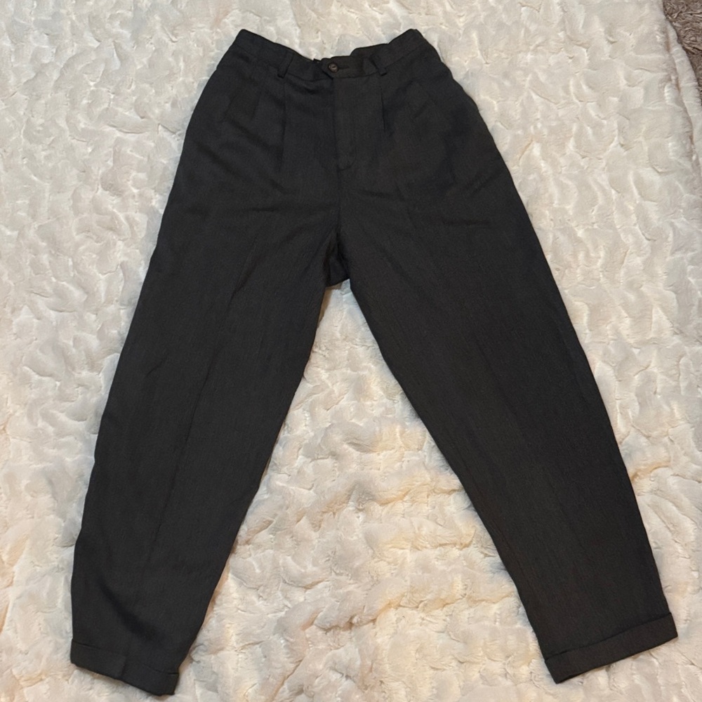 Vintage Liz sport petites. 
Grey pleated pants